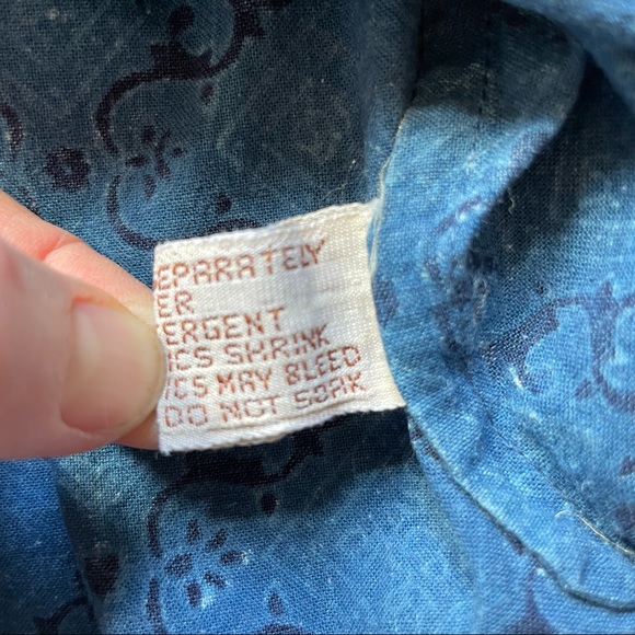 Vintage blue & white patterned cotton top - Picture 10 of 12